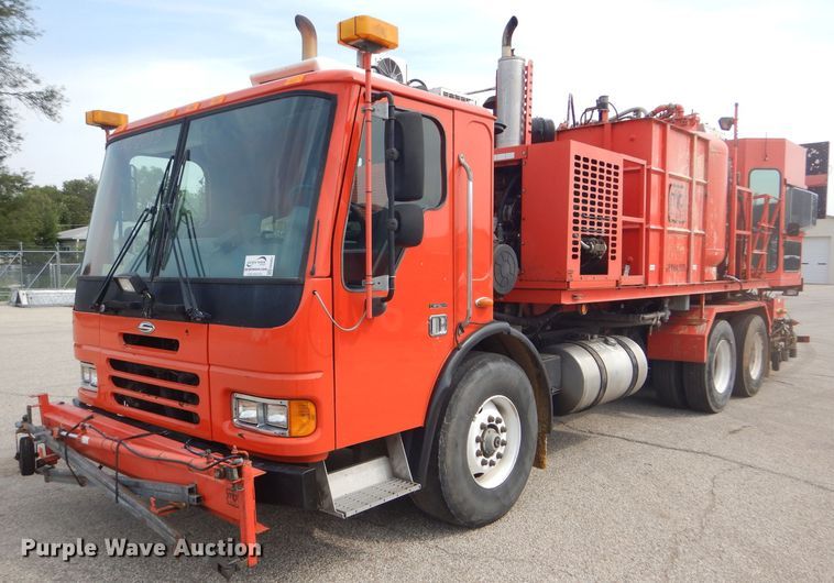 2003 Sterling Condor paint striping truck - DB4983