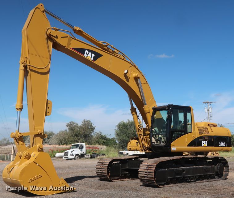 2005 Caterpillar 330C L excavator - DG4185