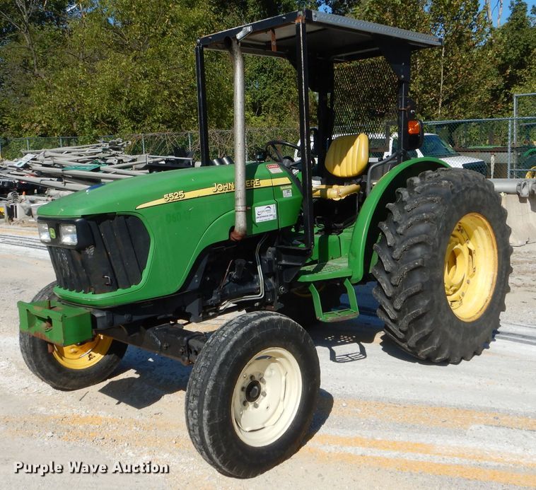 2006 John Deere 5525 tractor - DH2149