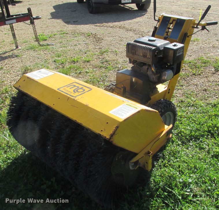 MB broom - DA8331