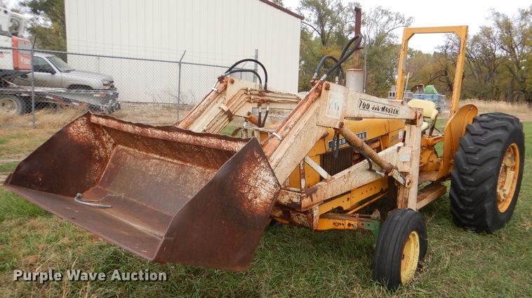 1974 John Deere 401B tractor - DI2676