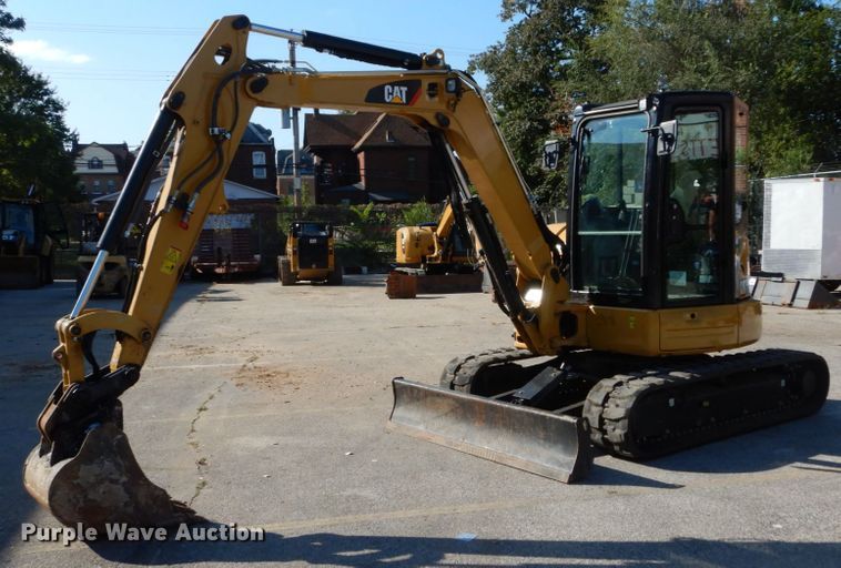 2018 Caterpillar 305E2 CR mini excavator - DH2122