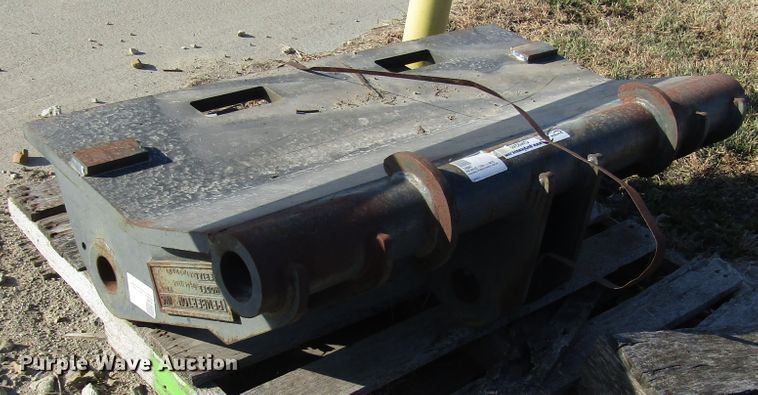 2012 Pemberton 344J hydraulic quick coupler - GH9249