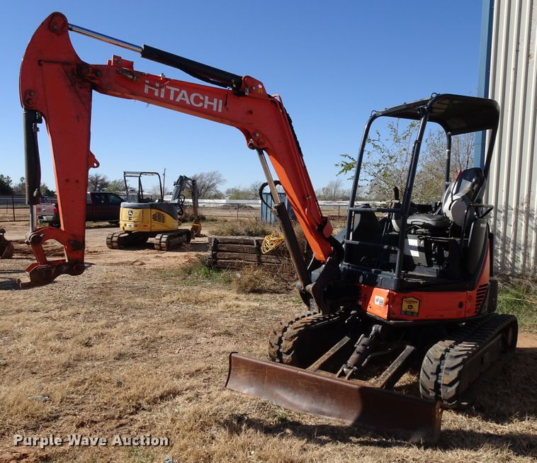 2010 Hitachi ZX35U-3 mini excavator - GC9116