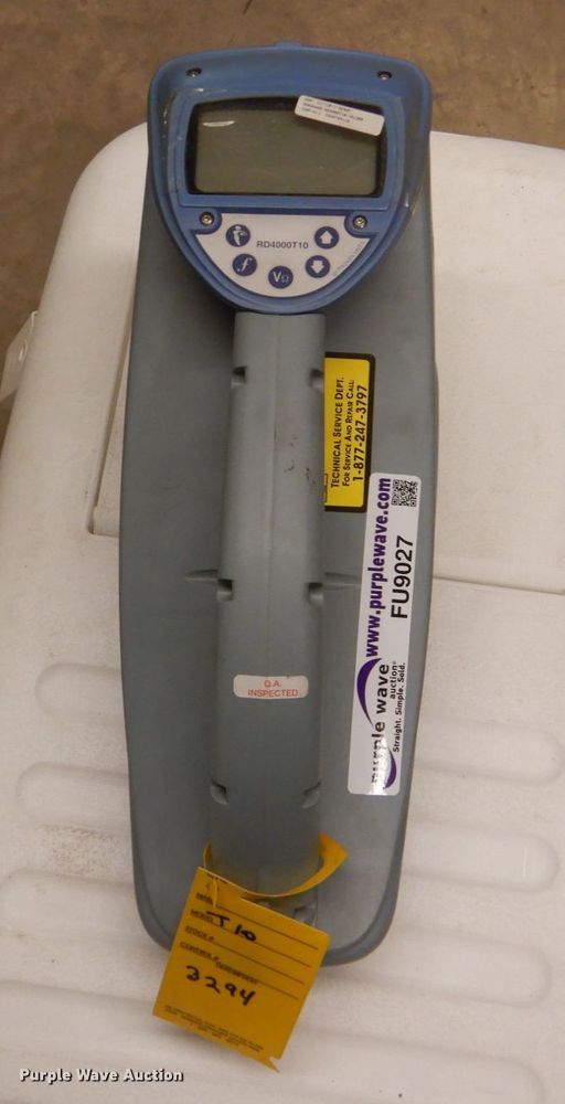 Radiodetection RD4000 utility locating transmitter - FU9027