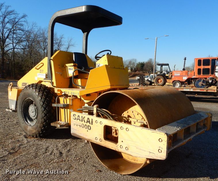 Sakai SX400D single drum vibratory roller - GB9556