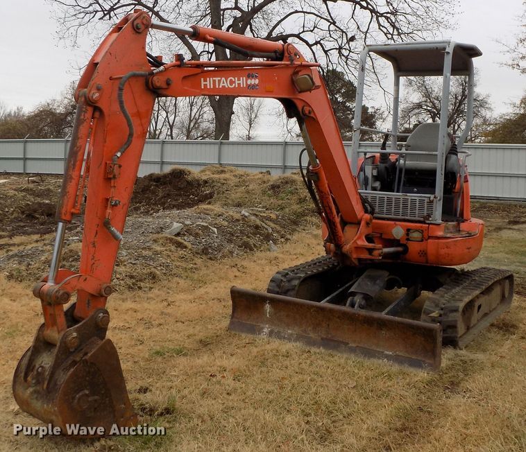 2000 Hitachi EX35U mini excavator - GF9864