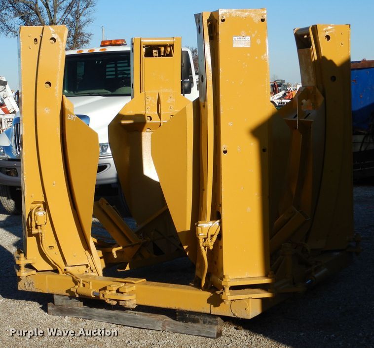 1991 Vermeer TS60S tree spade loader attachment - DH6932