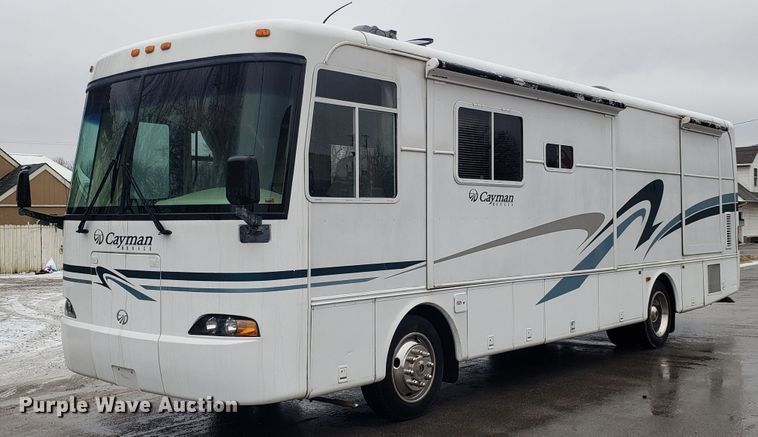 2002 Monaco Cayman RV - EL9758