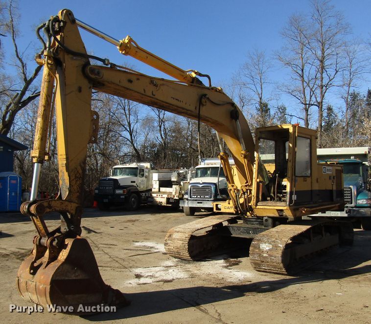 1985 Caterpillar 225 excavator - DH8350