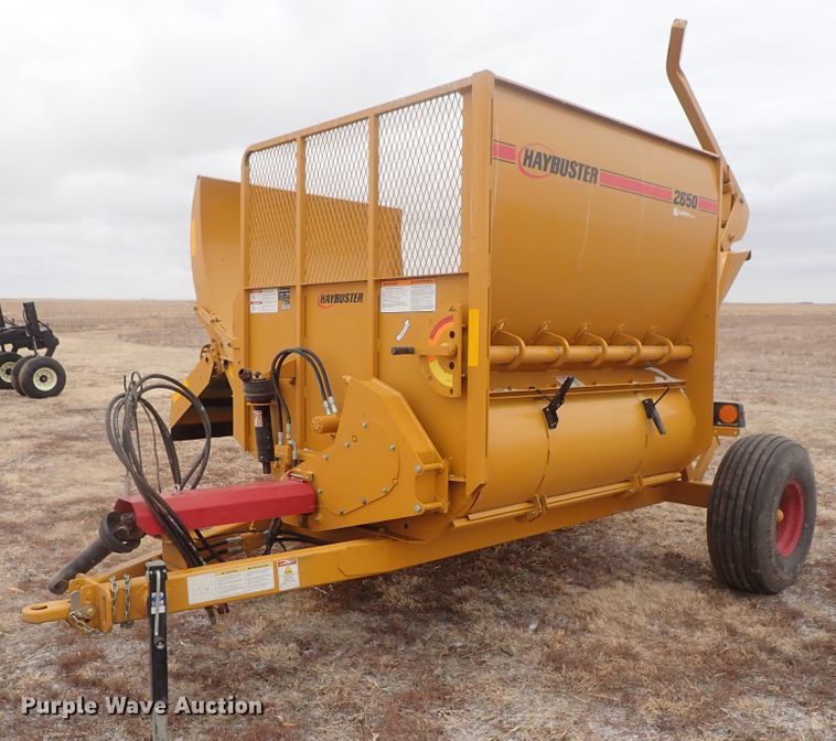 Duratech HayBuster 2650 bale processor - DC3330