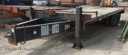 2003 Road Boss equipment trailer - GD9129