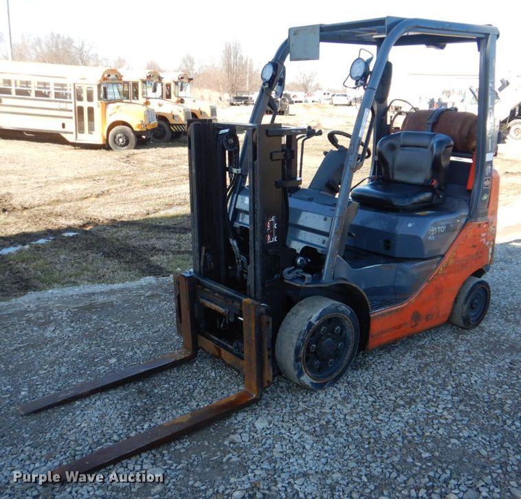 Toyota 8FGCU20 forklift - GF9072