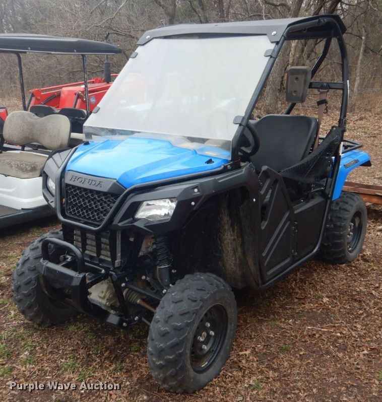 2016 Honda Pioneer utility vehicle - GD9044