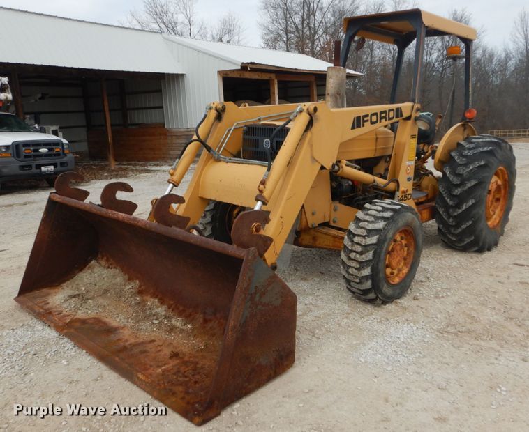 Ford 545D industrial tractor - GB9813