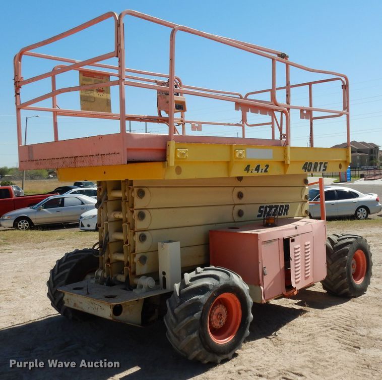 2000 JLG 40-RTS scissor lift - DH2379