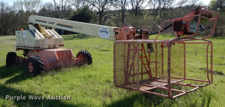 JLG 40H boom lift - DH2396