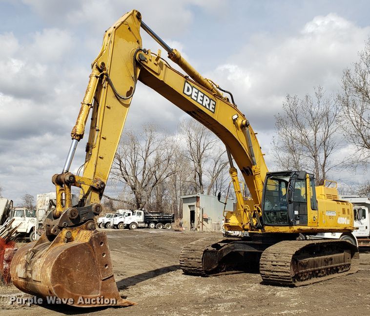 2005 John Deere 450C LC excavator - DH5772
