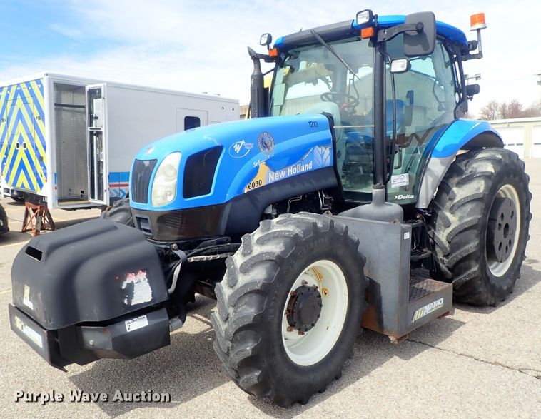 New Holland T6030 MFWD tractor - DG3040