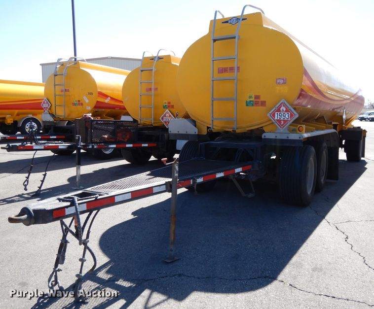 2004 Beall BATT-58-2-SB tank trailer - GH9012