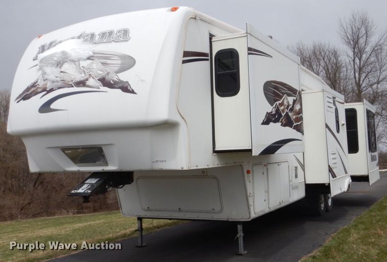 2007 Keystone Montana  camper - FX9088