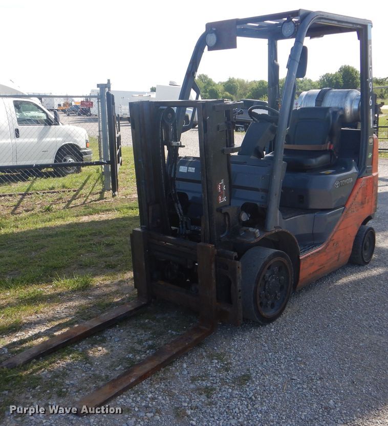 Toyota 8FGCU20 forklift - GF9183