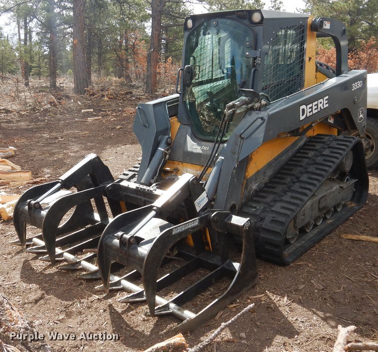 2013 John Deere 333D  tracked skid steer loader - GE9375