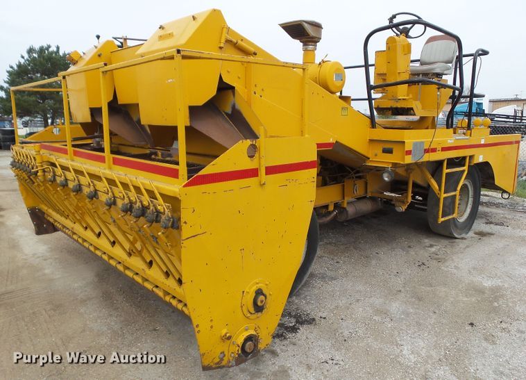 Etnyre chip spreader - GX9052