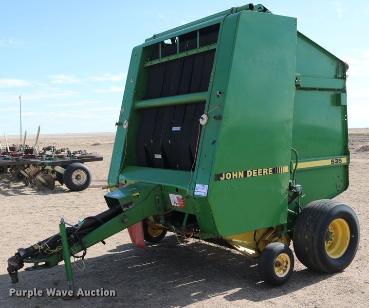1992 John Deere 535 round baler - DD6096