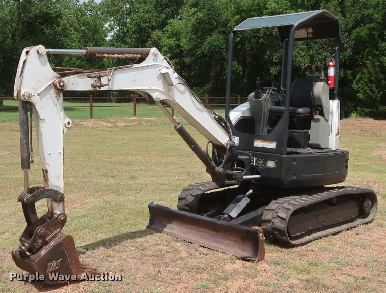 2012 Bobcat E26  mini excavator - DH0902