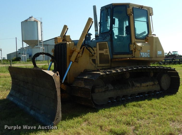 2004 John Deere 750C LGP  dozer - DG6795