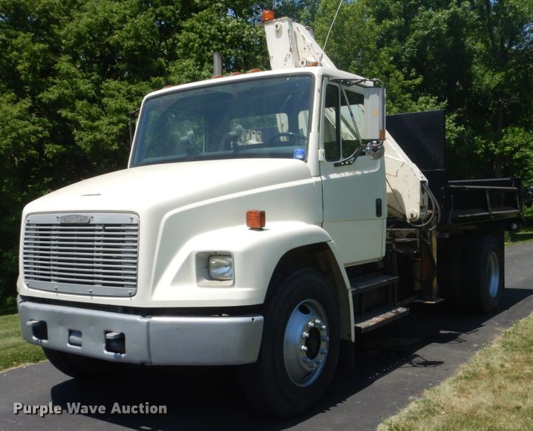 1992 Freightliner FL70  crane truck - FX9191