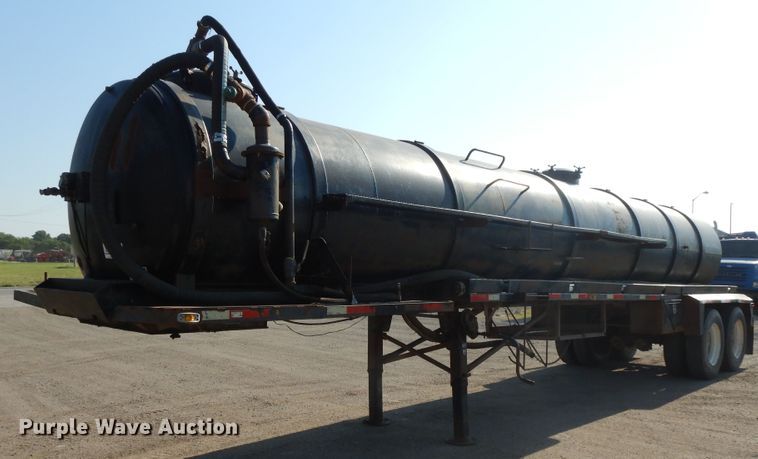 1979 Tiger tank trailer - DG7832