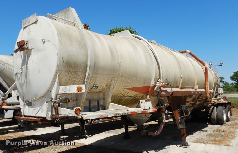 1964 Butler tank trailer - DF4131