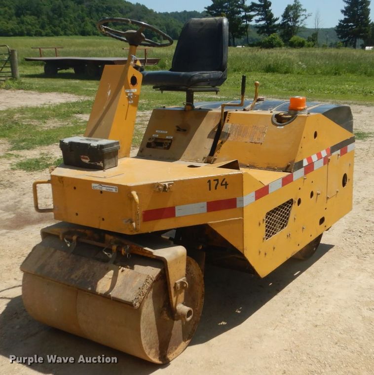 Rosco  vibratory double drum roller - GA9093