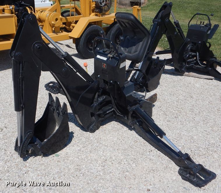 2015 Bradco 365 backhoe - HM9560