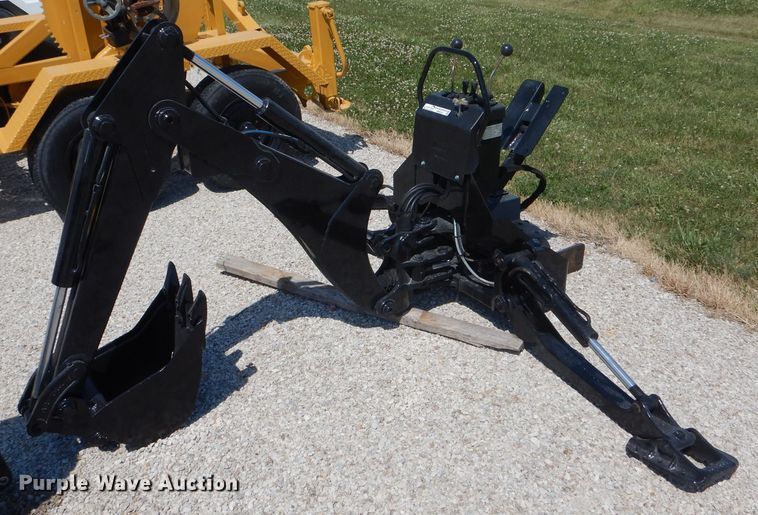 2015 Bradco 365 backhoe - HM9561