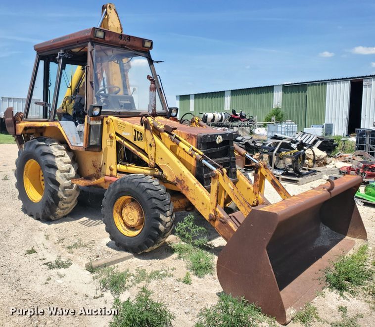 JCB 1700B  backhoe - HK9085