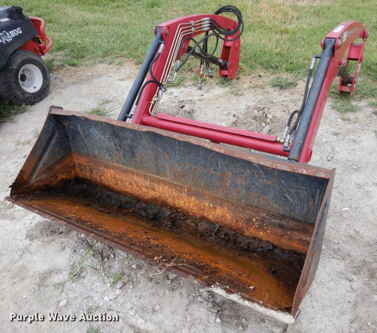 Mahindra Max 26L loader - GT9340