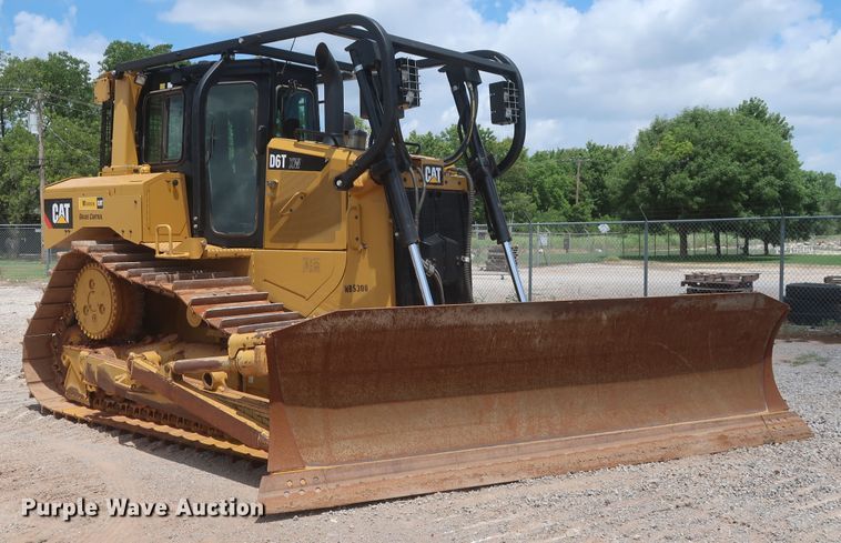 2018 Caterpillar D6T XW  dozer - DG7174