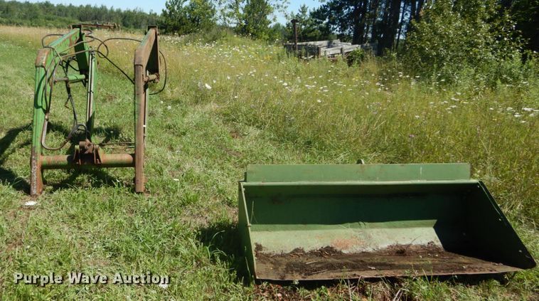 John Deere 48 loader - GV9168