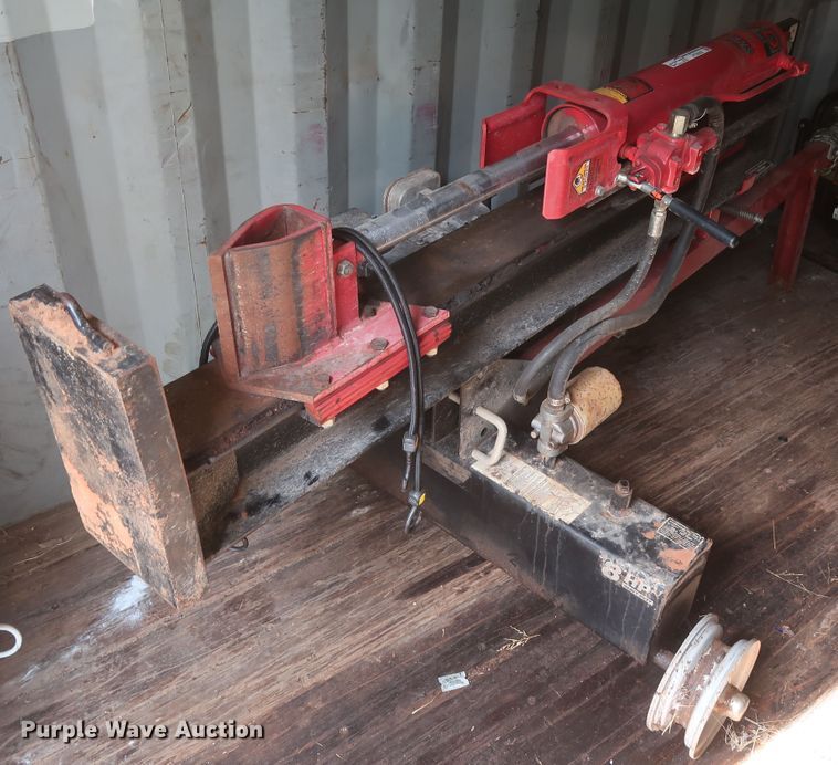 MTD Yard Machines vertical log splitter - HT9502