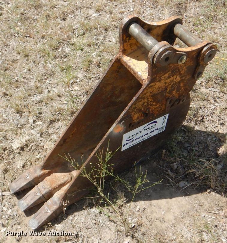 Tooth Pro 6"W bucket - DH5374