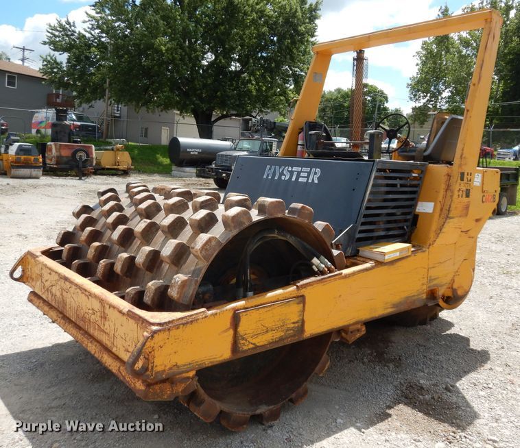 Hyster C612B  vibratory single drum roller - DJ4352