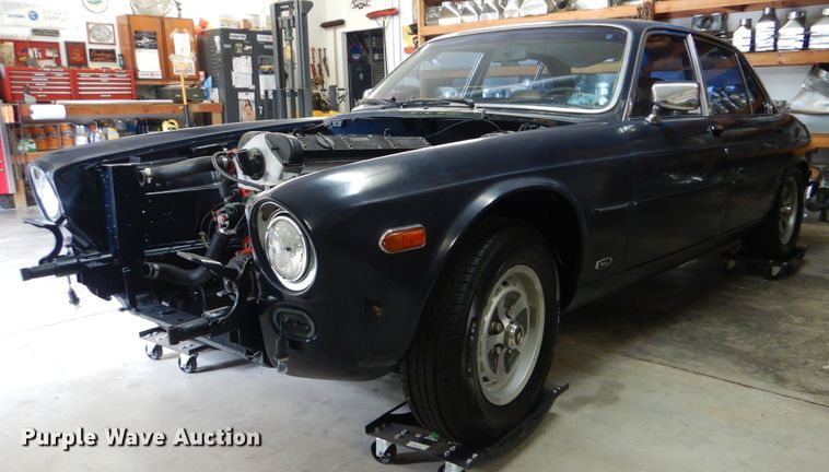 1986 Jaguar XJ6 - HJ9897