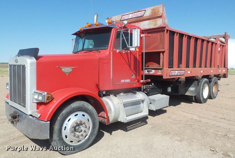 1997 Peterbilt 378  manure spreader truck - DD0301
