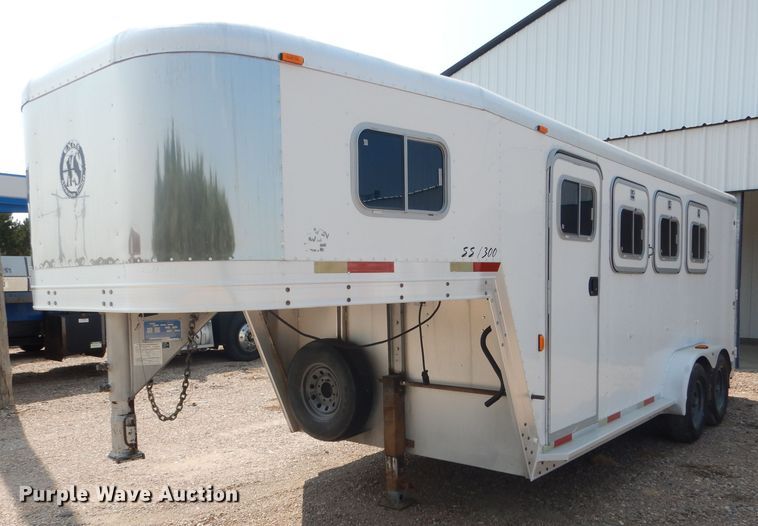 2000 Exiss SS300 horse trailer - DG4555