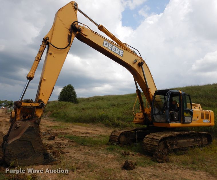 2002 John Deere 330C LC  excavator - FR9034