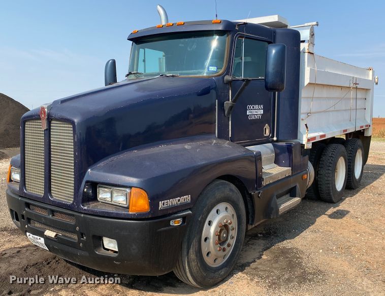 1990 Kenworth T660  dump truck - HB9033