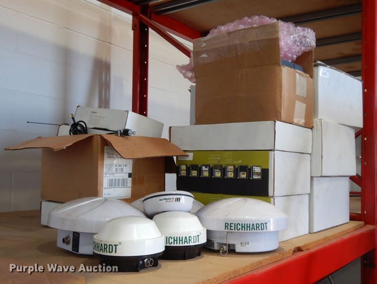 GPS and Ag Electronic Components - HR9571